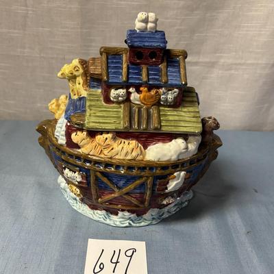 Noah’s Ark Cookie Jar
