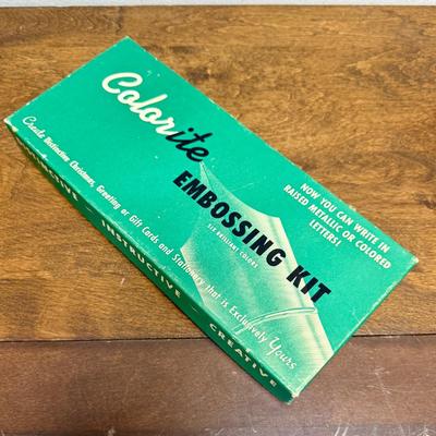 Vintage Colorite Embossing Kit