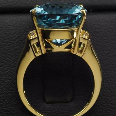 Sparkling Baby Blue Aquamarine 14.6Ct 925 Sterling Silver 24K Gold Vermeil Ring