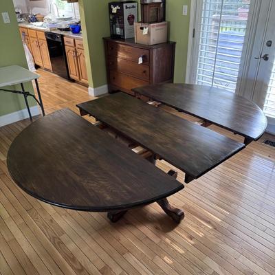Solid Wood Dining Table with Leaf (DR-DZ)