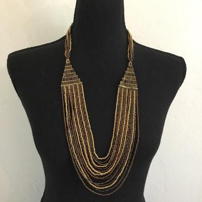 Really pretty multicolored earthy beaded statement necklace
