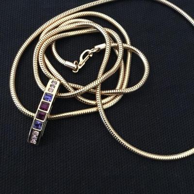 Vintage gold tone necklace & rhinestone pendant