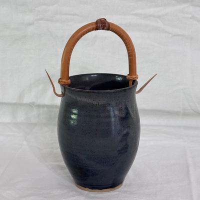 Collection of Signed Humpston Pottery (K-DZ)