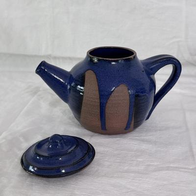 Collection of Signed Humpston Pottery (K-DZ)