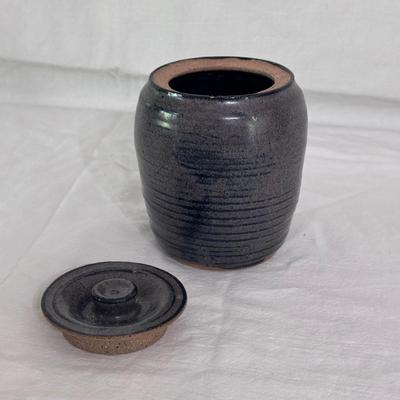 Collection of Signed Humpston Pottery (K-DZ)