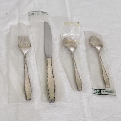 Lunt Sterling and More (K-DZ)