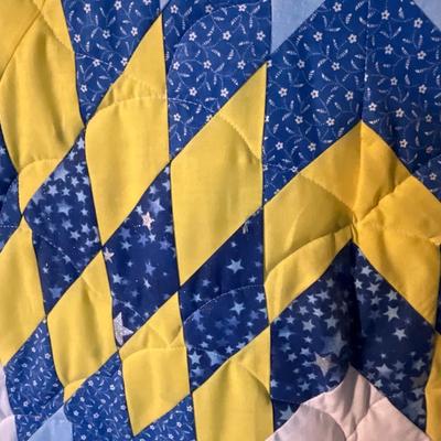 Hand stitched hanging display quilt. 49x61in