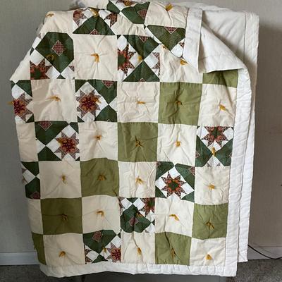 Handmade tie quilt, twin size