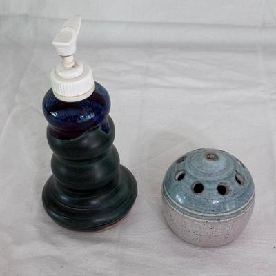 Stoneware Household Items (K-DZ)