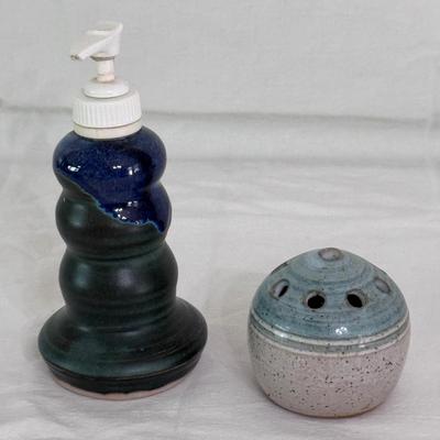 Stoneware Household Items (K-DZ)