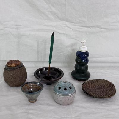 Stoneware Household Items (K-DZ)