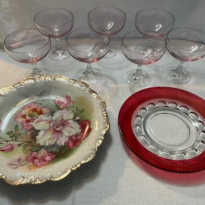 Fostoria Pink Champaign glasses 7, w/plates (Dresden)