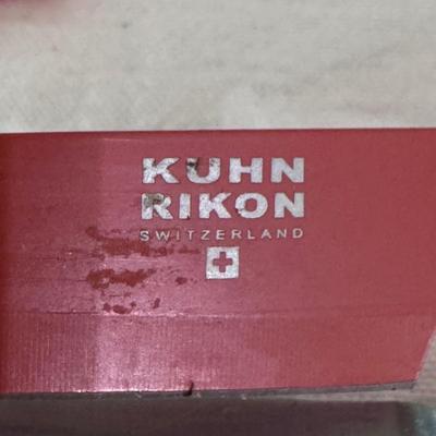 Zwilling J.A. Henckels Knife Organizer and More (K-DZ)