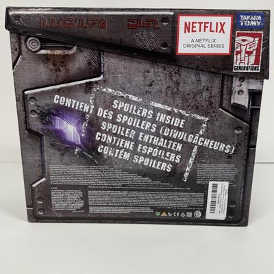 LOT 21: Hasbro Transformers Megatron Decepticon Commander and War for Cybertron Trilogy Action Figures
