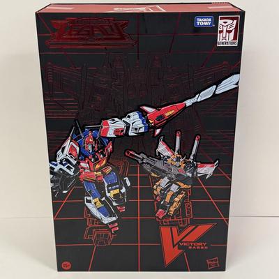 LOT 22: Takara Tomy Transformers Legacy Victory Saber