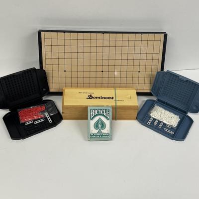 LOT 25: Deck of Cards, Magnetic Othello Travel Game, 2 Mini Battleship Travel Grids with Boats and Pegs, & Set of 25 Jumbo Dominoes