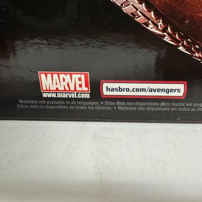 LOT 26: Hasbro Marvel Avengers Infinity Gauntlet
