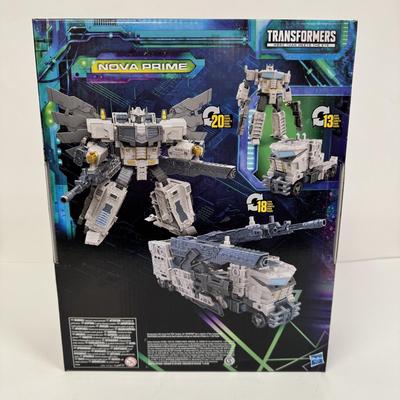 LOT 27: Takara Tomy Transformers Legacy Evolution Nova Prime Action Collectible