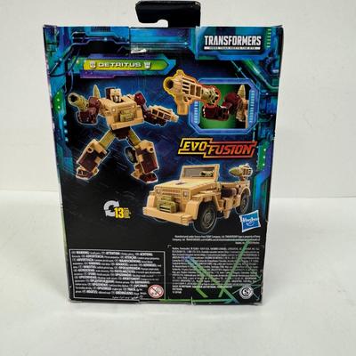 LOT 32: Hasbro Transformers Legacy Evolution Action Figures