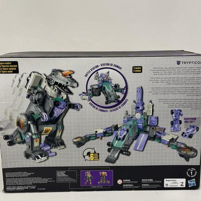 LOT 36: Hasbro Transformers Platinum Edition, Trypticon Figure