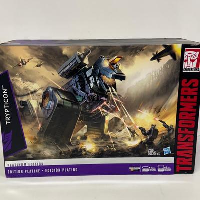 LOT 36: Hasbro Transformers Platinum Edition, Trypticon Figure