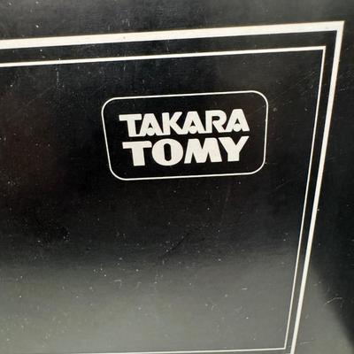 LOT 40: Takara Tomy Transformers Masterpiece, MPG-06S Heavy Combined Warrior