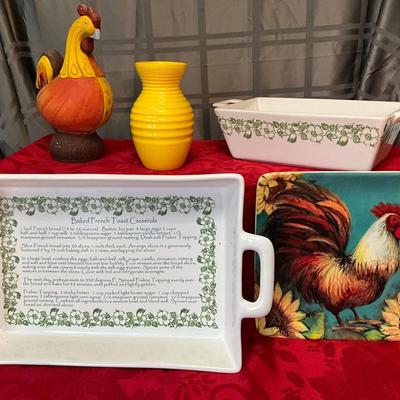 Paula Dean Casseroles w/roosters,vase