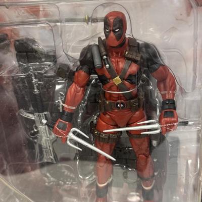 LOT 82: Marvel’s The Punisher and Daredevil Toys