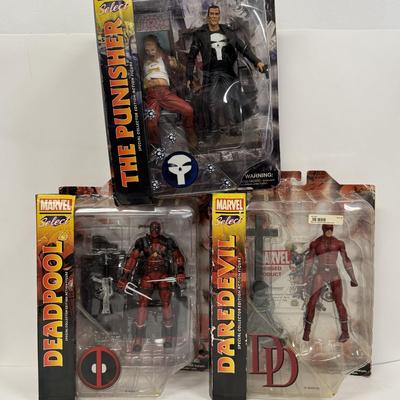 LOT 82: Marvel’s The Punisher and Daredevil Toys