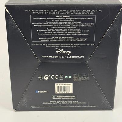 LOT 85: Disney Star Wars Toy