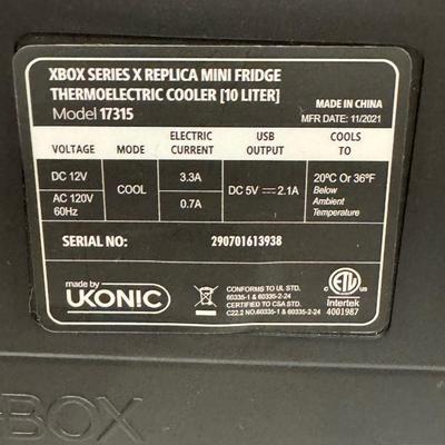LOT 89: XBox Mini Refrigerator