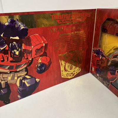 LOT 94: Hasbro Transformers Platinum Edition, Year of the Snake Optimus Prime