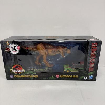 LOT 95: Hasbro Jurassic Park/ Transformers Crossover Toy