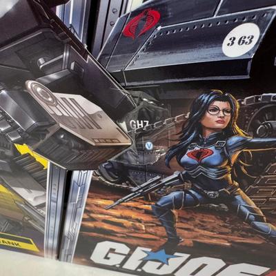 LOT 98: Transformers/GI Joe Crossover Toy