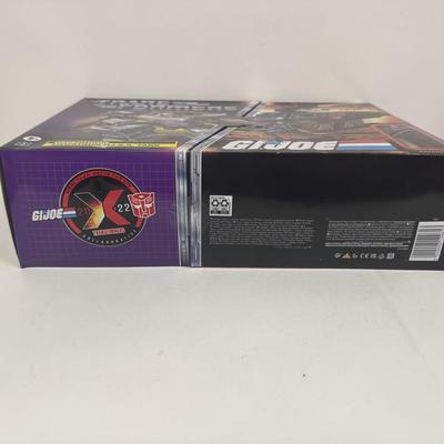 LOT 98: Transformers/GI Joe Crossover Toy