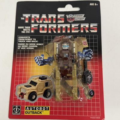 LOT 104: Hasbro and Takara Tomy Transformers, Various Figures