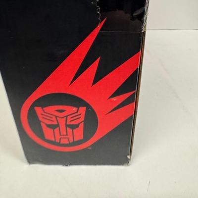 LOT 112: Hasbro Transformers Generations, Platinum Edition Figure
