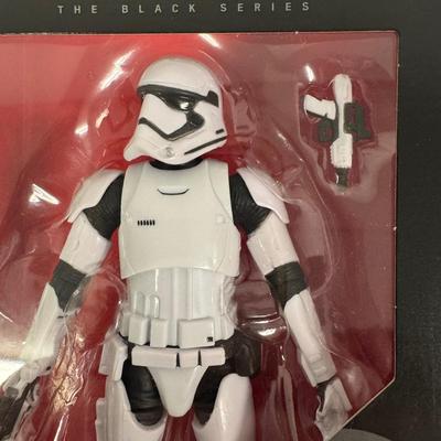 LOT 115: Hasbro Star Wars- The Black Series, Various Action Figures