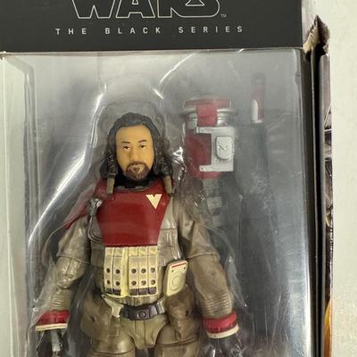 LOT 115: Hasbro Star Wars- The Black Series, Various Action Figures