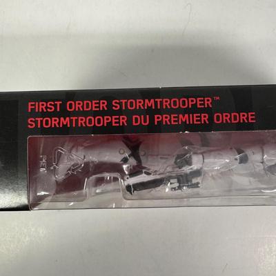 LOT 115: Hasbro Star Wars- The Black Series, Various Action Figures