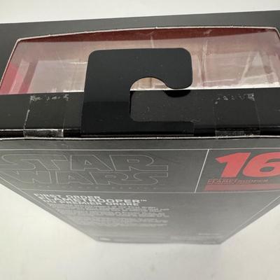 LOT 115: Hasbro Star Wars- The Black Series, Various Action Figures