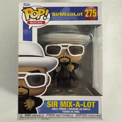 LOT 117 Funko Pop- Eddie and Sir Mix-a-lot Collectibles & Sota Toys Johnny Cash Figurine