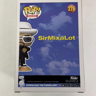 LOT 117 Funko Pop- Eddie and Sir Mix-a-lot Collectibles & Sota Toys Johnny Cash Figurine