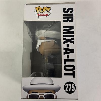 LOT 117 Funko Pop- Eddie and Sir Mix-a-lot Collectibles & Sota Toys Johnny Cash Figurine