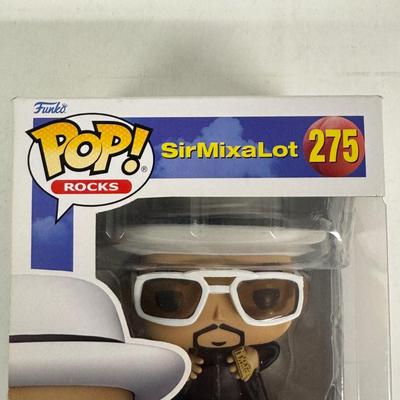 LOT 117 Funko Pop- Eddie and Sir Mix-a-lot Collectibles & Sota Toys Johnny Cash Figurine