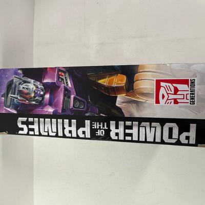 LOT 118: Hasbro Transformers Generations-Power of the Primes, Various Figures