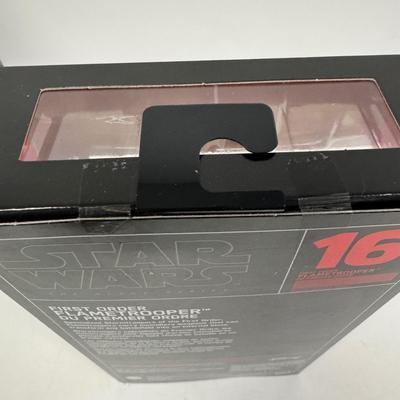 LOT 119: Hasbro Star Wars- Black Series, Various Figures