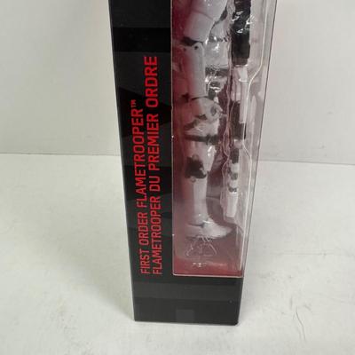 LOT 119: Hasbro Star Wars- Black Series, Various Figures