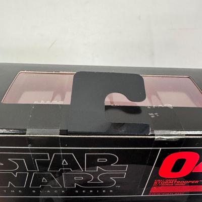 LOT 119: Hasbro Star Wars- Black Series, Various Figures