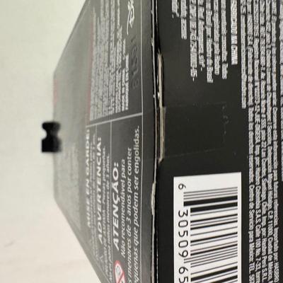 LOT 119: Hasbro Star Wars- Black Series, Various Figures